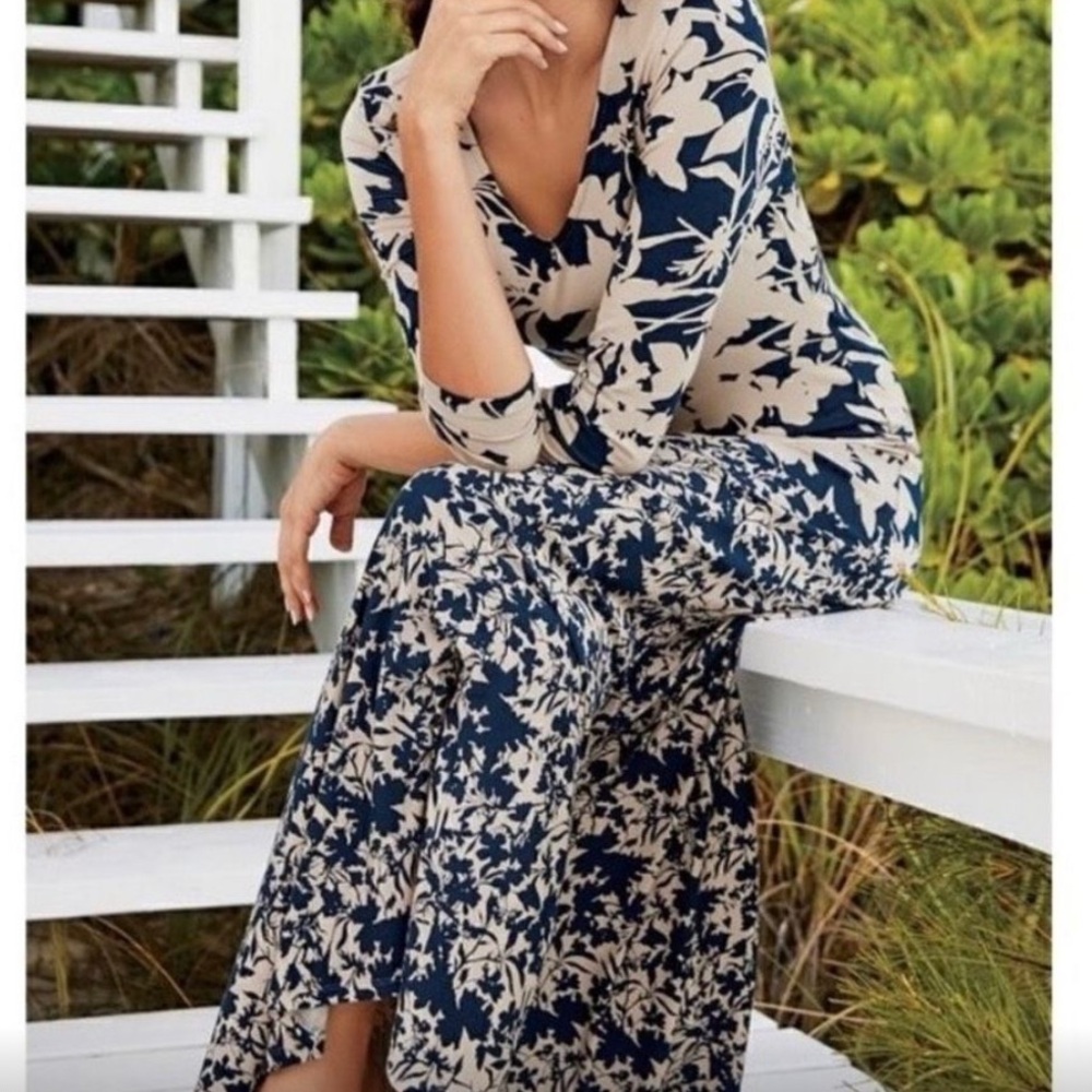 Soft Surroundings Navy and Cream Floral-Print Maxi Dress  Medium